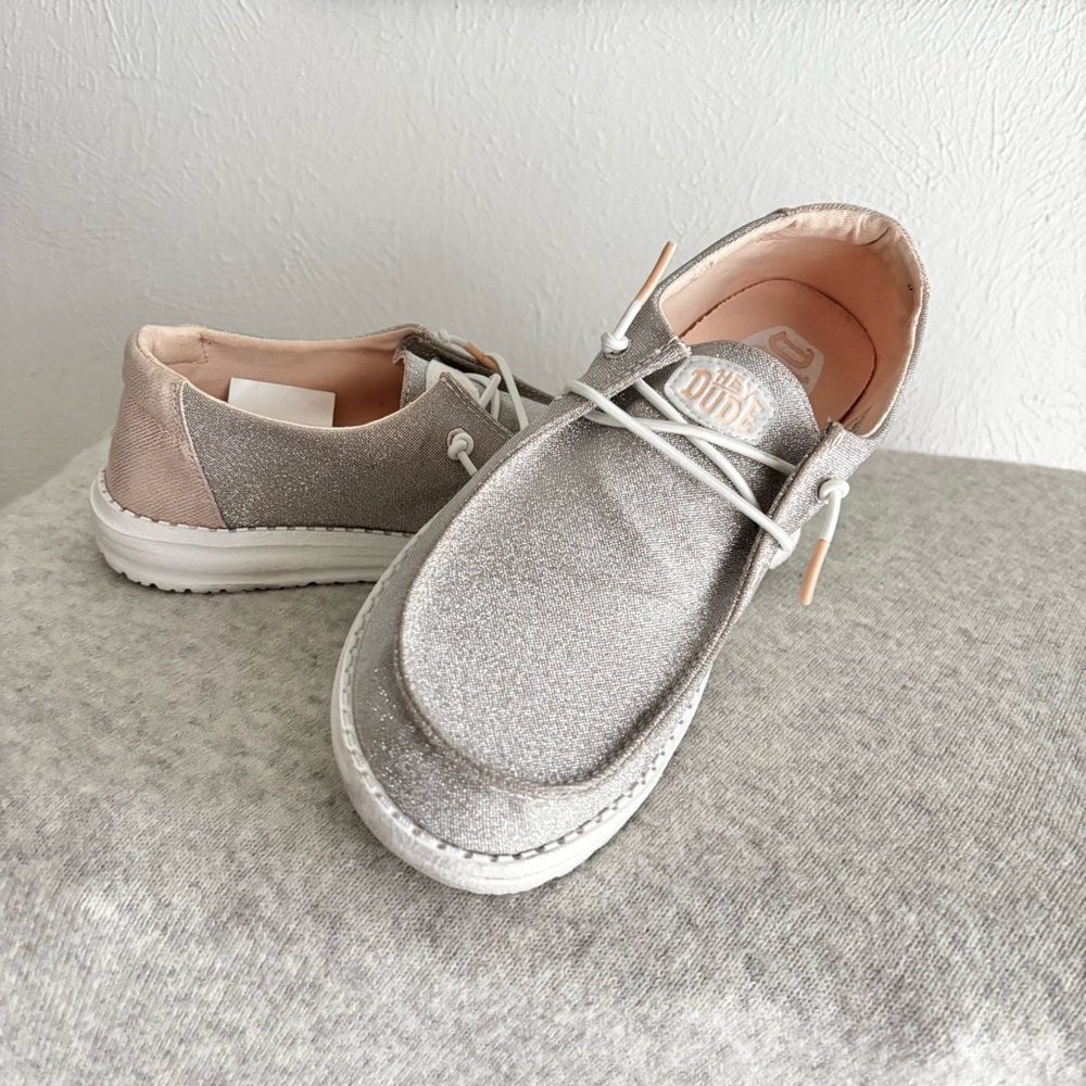 HEYDUDE WENDY METALLIC SPARKLE CASUAL SHOES sz 8 Women’s EUC - Picture 6 of 9